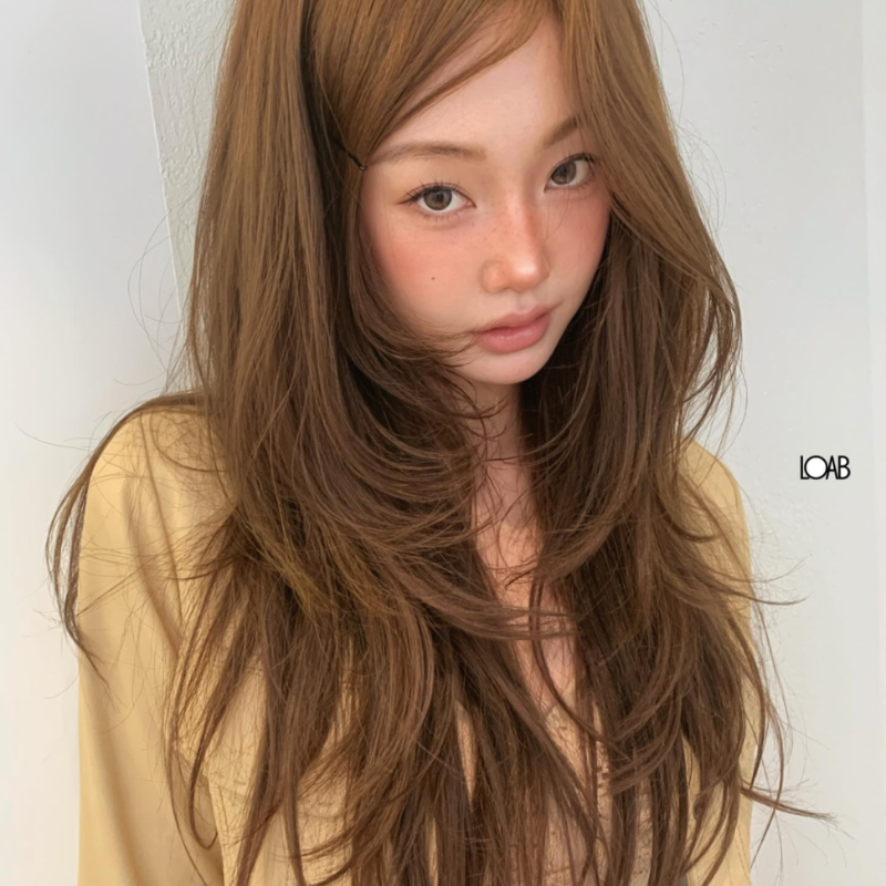 Từng Bị Xem Là Luộm Thuộm, "Wolf Cut" Nay Lại Trở Thành Kiểu Tóc Hot Nhất 2026 6 Từng Bị Xem Là Luộm Thuộm, "Wolf Cut" Nay Lại Trở Thành Kiểu Tóc Hot Nhất 2026