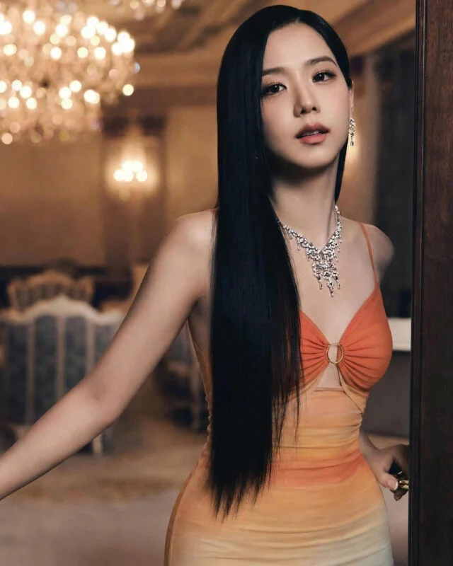 Jisoo (Blackpink) và gu thời trang “tiểu thư tài phiệt” 4 1787738454862 545154828620609056 3317148085816985528 720b99425815892a50df3828766d4c14 640x800 hwl200 8655