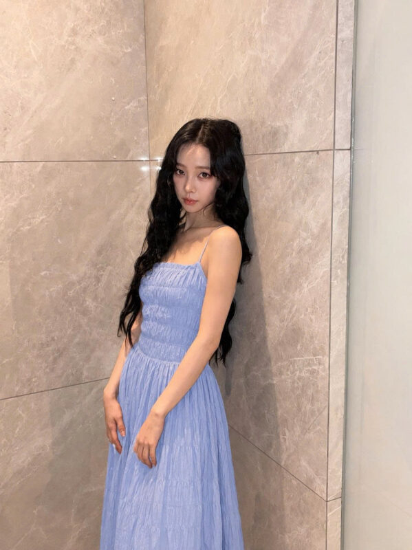 Karina, vẻ đẹp tạo 'cơn sốt' hơn cả AI 11 1787977939991 545154828620609056 6595126561001798710 97d8827549a09f813f7c01c7554fdaa3