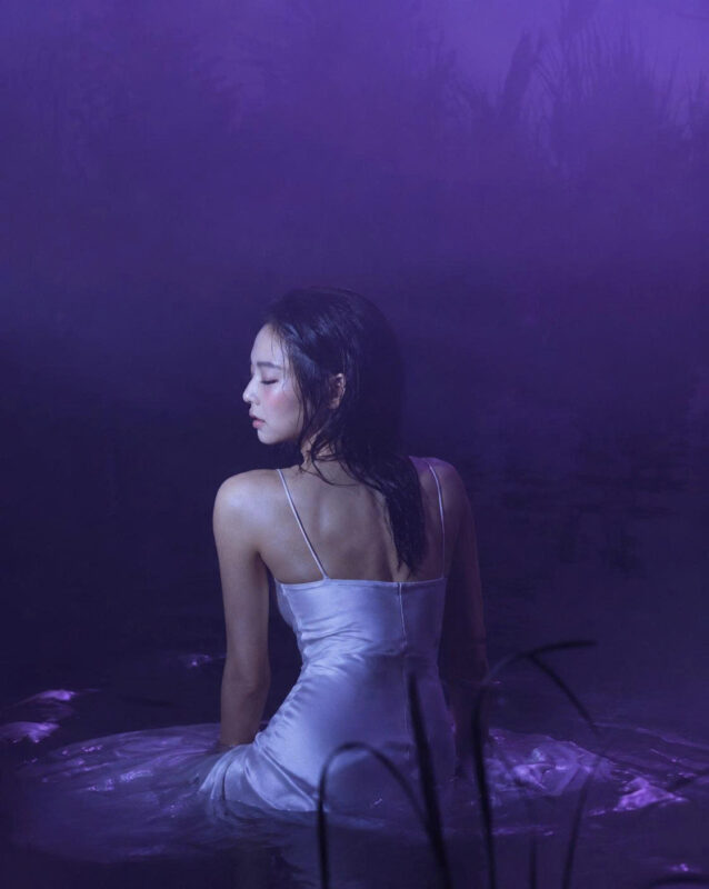 Giải mã thời trang “Thiên thần sa ngã” của Jennie trong MV “Fallen Angel” 9 1788172052624 545154828620609056 3317148085816985528 ae0b23ea40f5c98fc1c3bae2e36e19c8